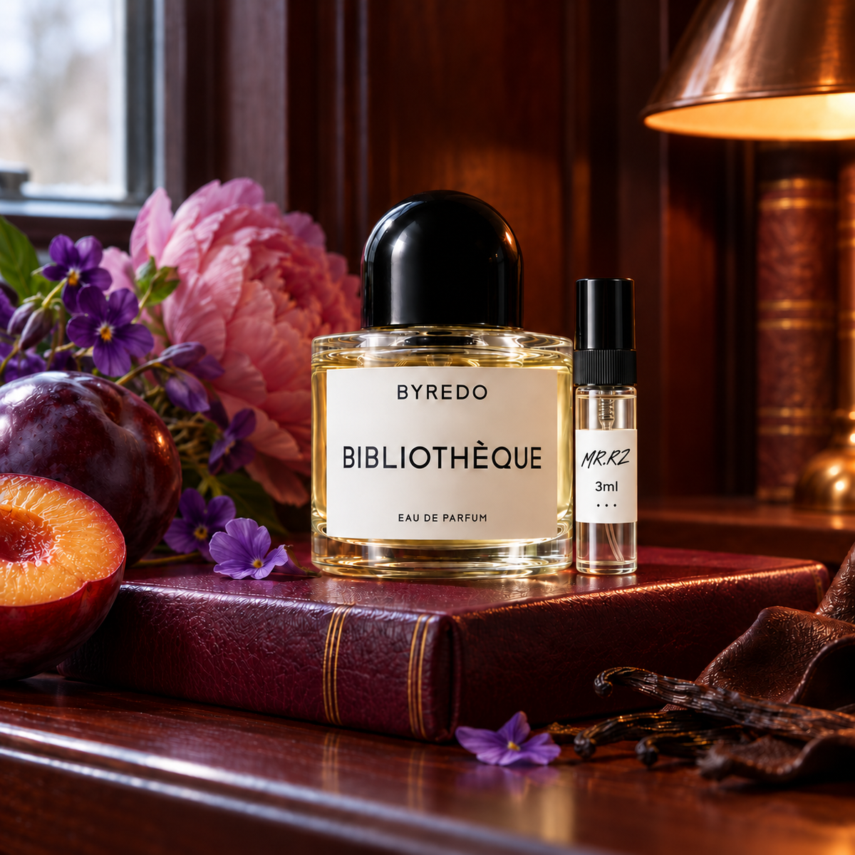 Byredo Bibliotheque – původní prostředí s lahvičkou vzorku MrRizz