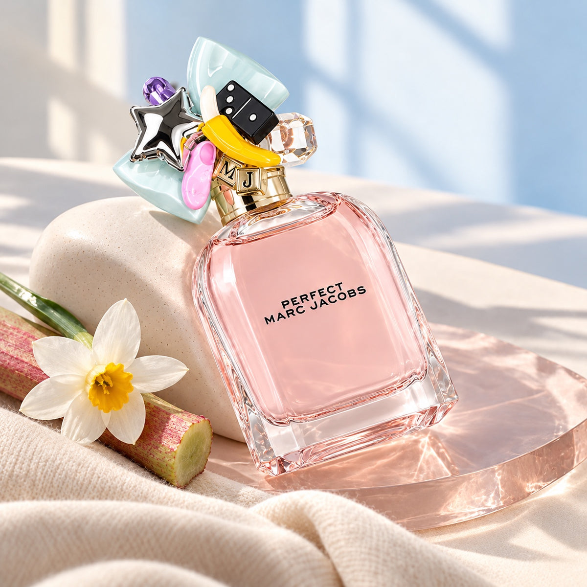 Marc Jacobs Perfect 100 ml, jarní zátiší s narcisem a rebarborou – MrRizz