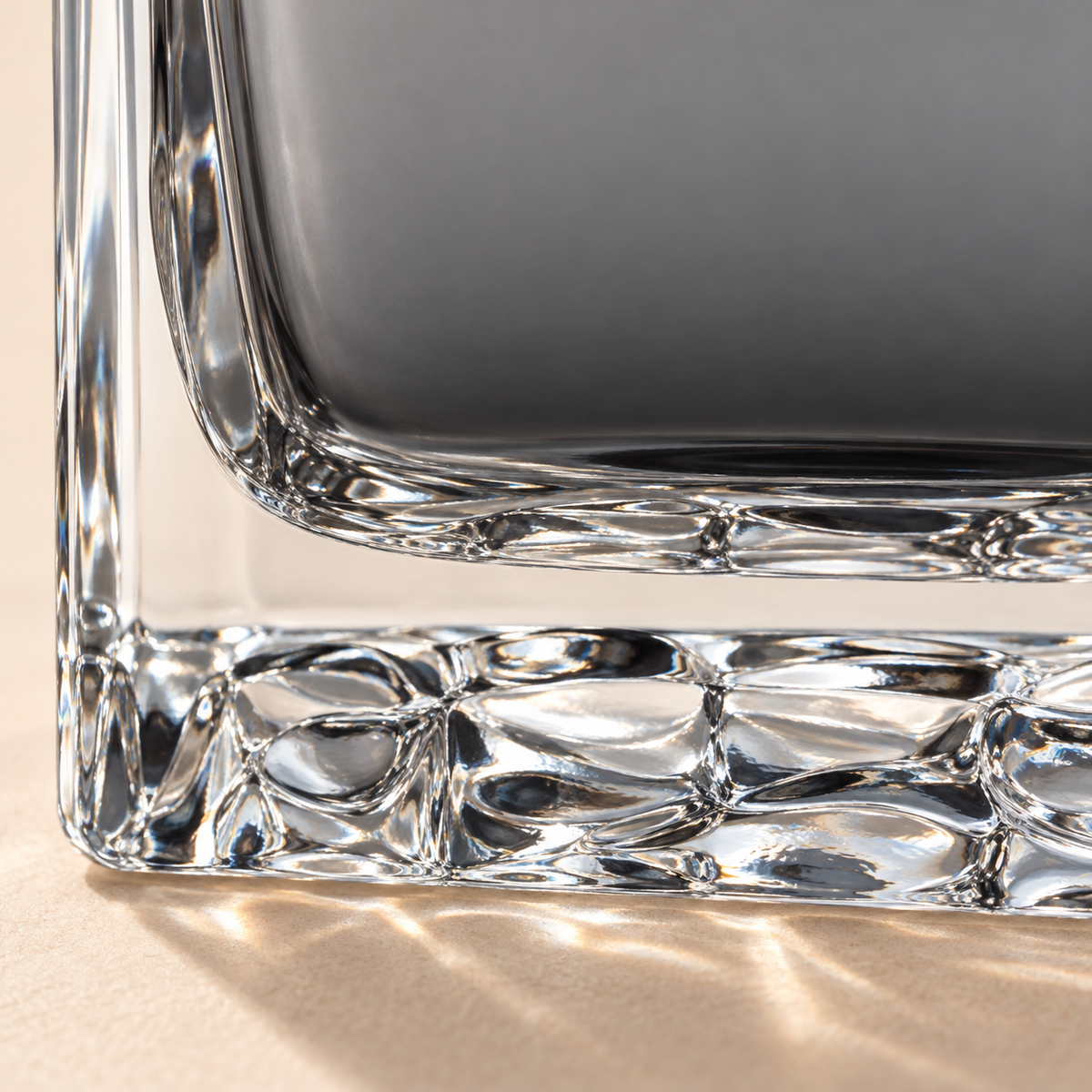 Banderas Seduction in Black EDT 100 ml – detail flakonu