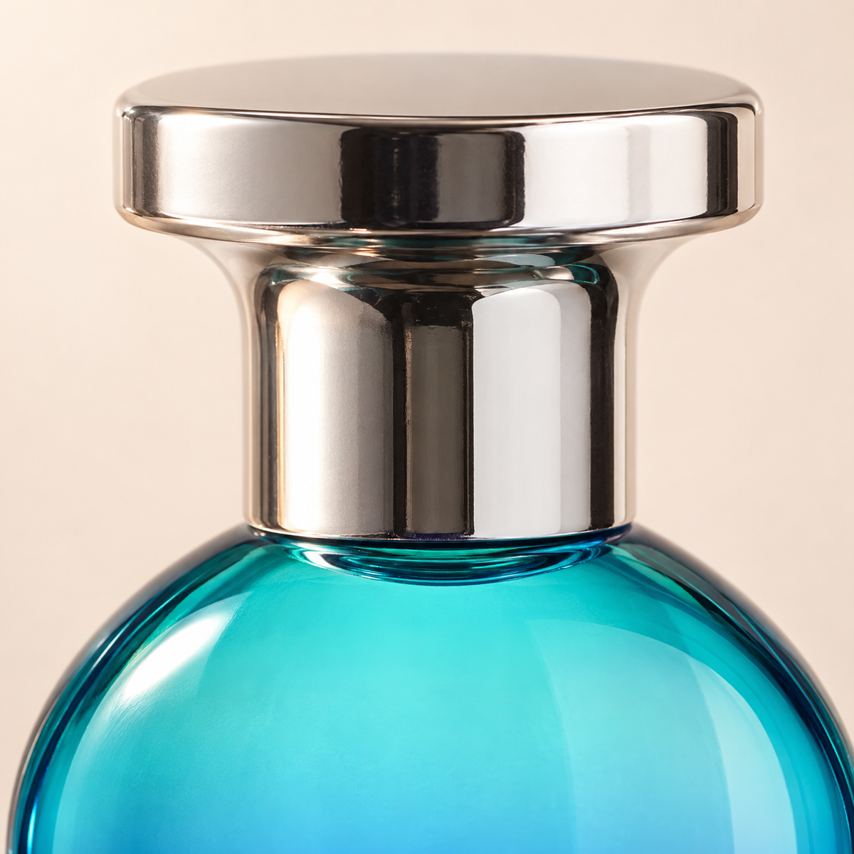 Hollister Feelin' Good EDT 30 ml – detail flakonu