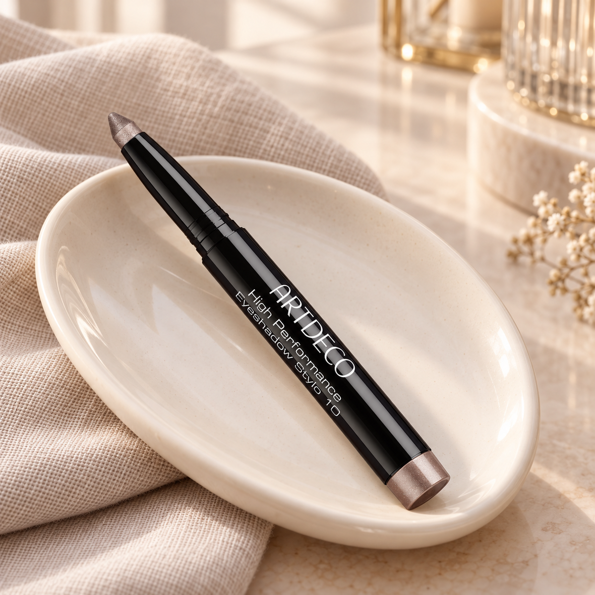 Artdeco High Performance Eyeshadow Stylo 1,4 ml – produkt v prostředí