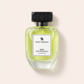 Swiss Arabian Rose and Patchouli EDP 100 ml na béžovém pozadí – MrRizz