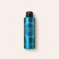 GUESS Uomo Acqua deodorant ve spreji 226 ml na béžovém pozadí – MrRizz