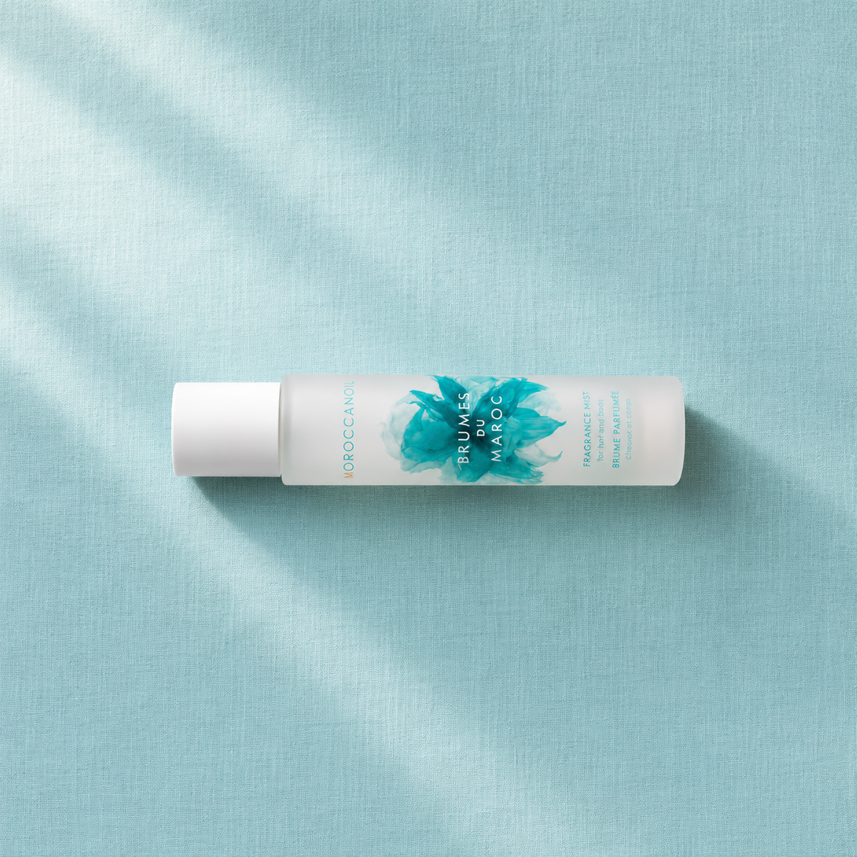 Moroccanoil Brumes Du Maroc Fragrance Mist 100 ml – parfém v prostředí, pohled shora s bočním stínem