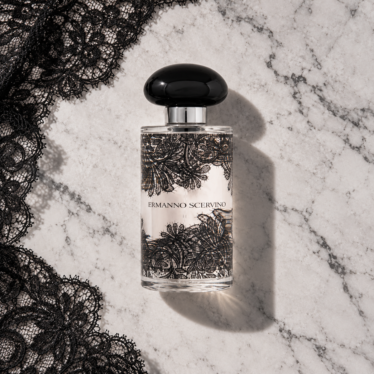 Ermanno Scervino Lace Couture EDP 100 ml – parfém v prostředí, pohled shora s bočním stínem