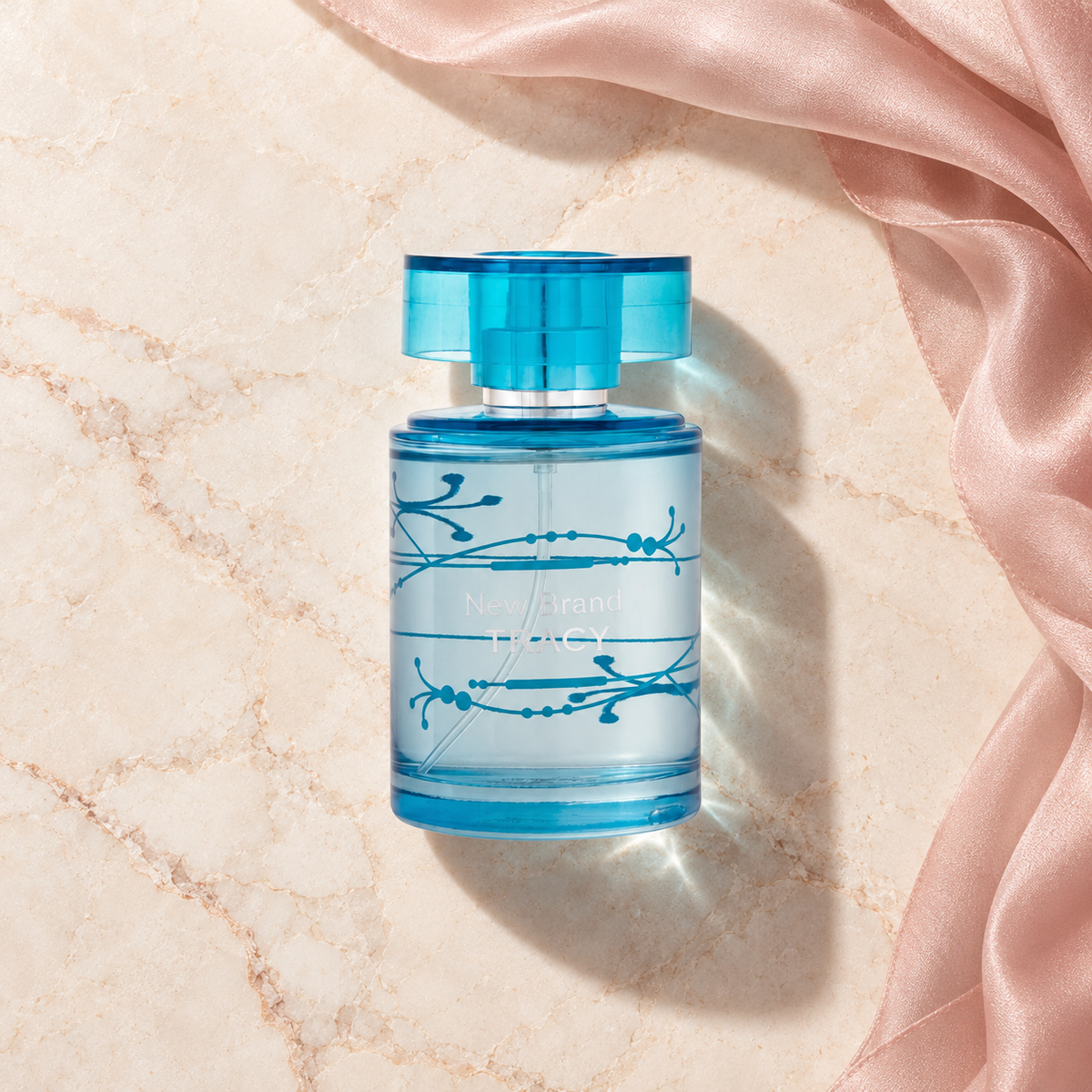 New Brand Parfums Tracy 100 ml – parfém v prostředí, pohled shora s bočním stínem