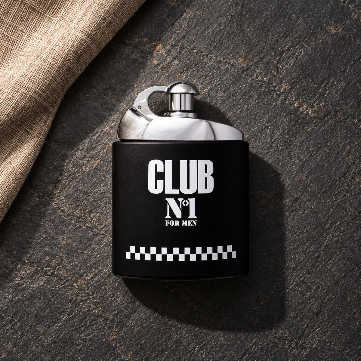 New Brand Parfums Prestige Club N°1 100 ml – parfém v prostředí, pohled shora s bočním stínem