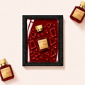 Parfemovy obraz Maison Francis Kurkdjian Baccarat Rouge 540 Extrait v cernem ramu - ilustracni fotografie