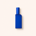 Flakon Histoires de Parfums This Is Not A Blue Bottle 1.1 EDP 60 ml na béžovém pozadí – MrRizz