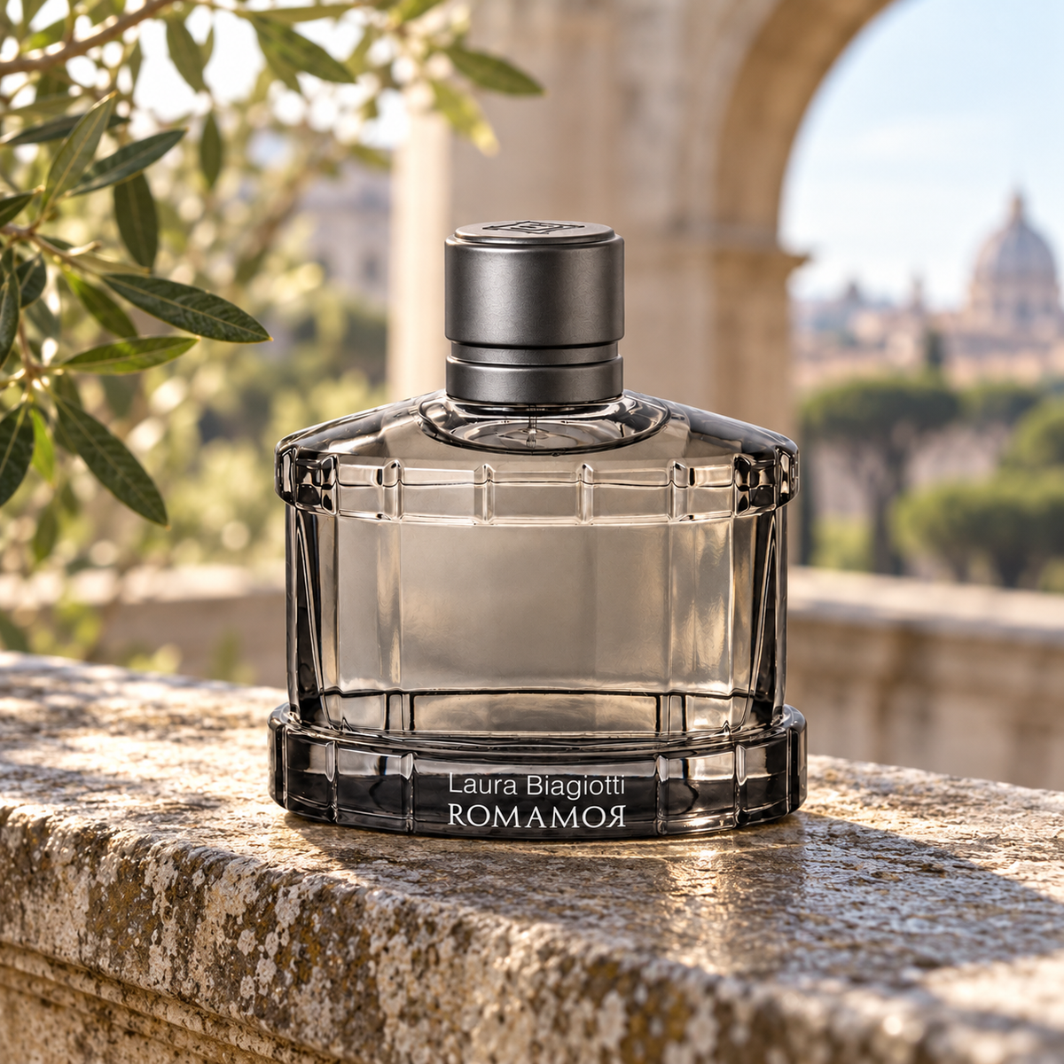 Laura Biagiotti Romamor Uomo 125 ml – atmosférická fotografie – MrRizz