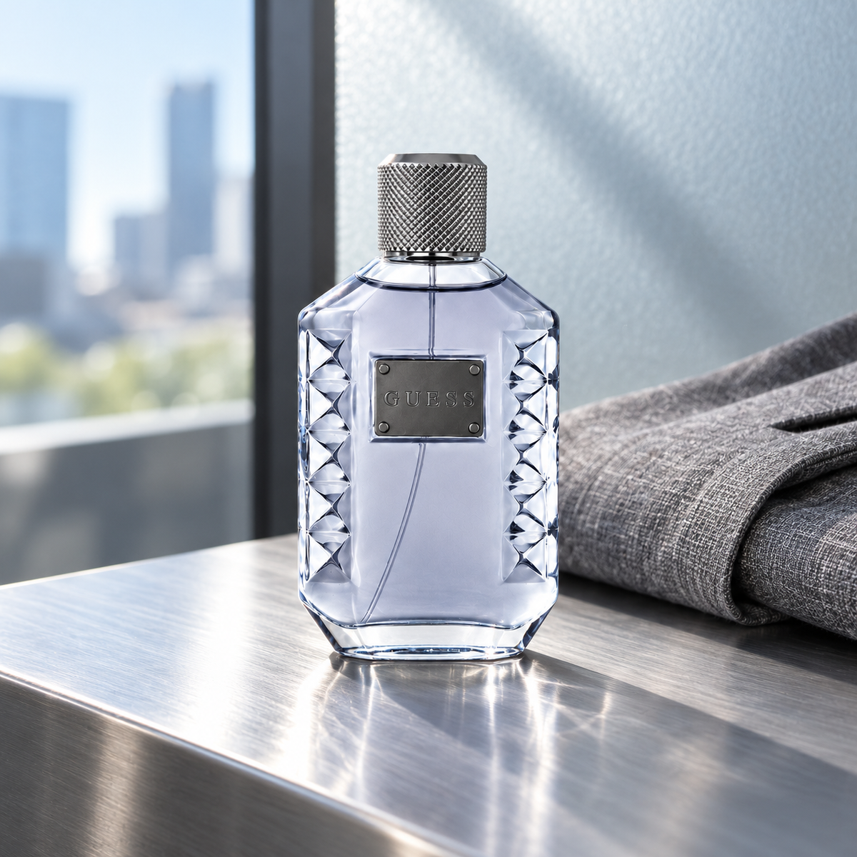 GUESS Dare EDT 100 ml – atmosférická fotografie – MrRizz