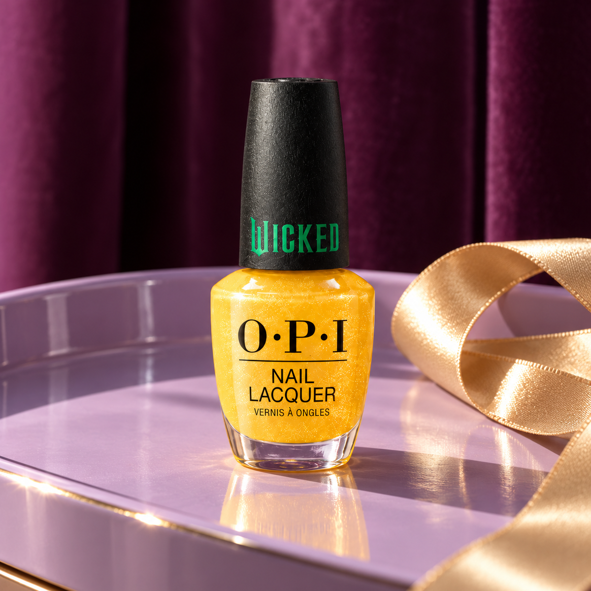 OPI Nail Lacquer Wicked 15 ml – atmosférická fotografie – MrRizz