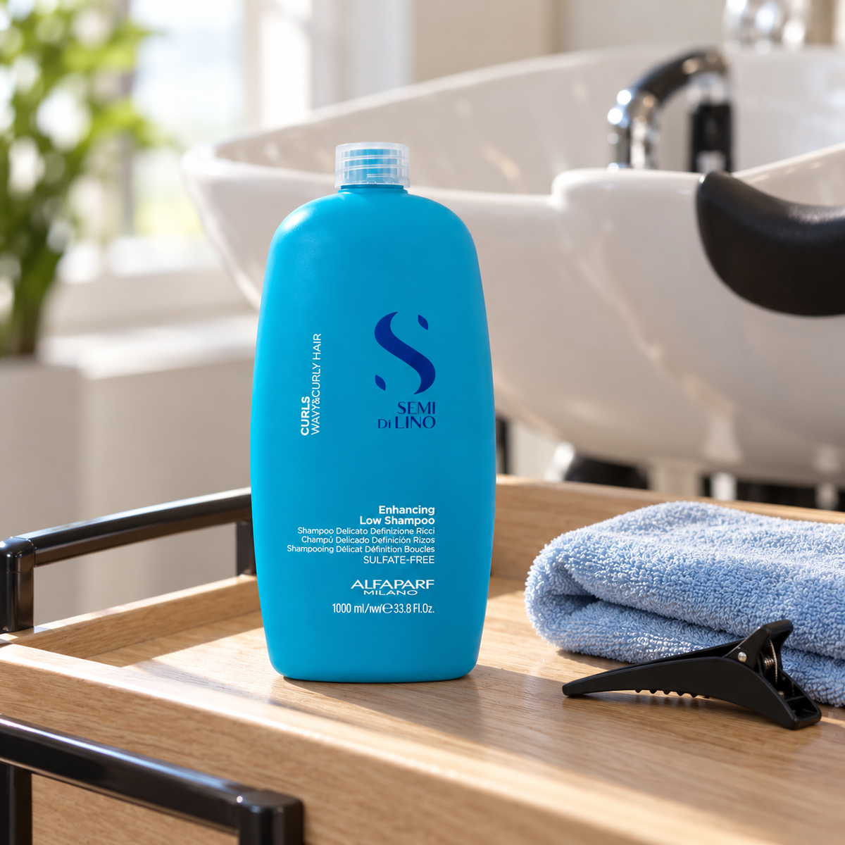 ALFAPARF MILANO Semi Di Lino Curls Enhancing Low Shampoo 1000 ml – atmosférická fotografie – MrRizz