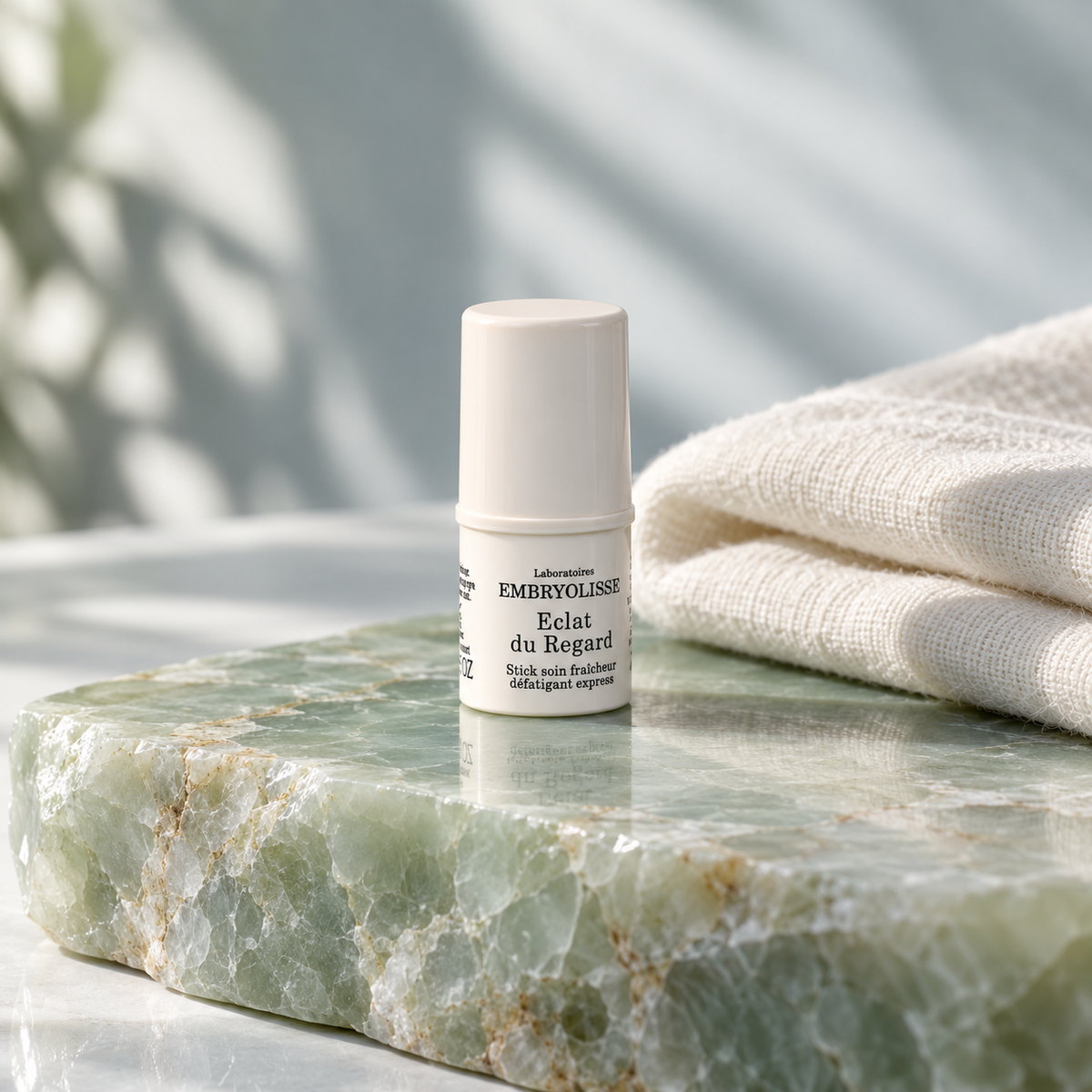 Embryolisse Artist Secret Radiant Eye Cooling and Refreshing Stick 4,5 ml – atmosférická fotografie – MrRizz